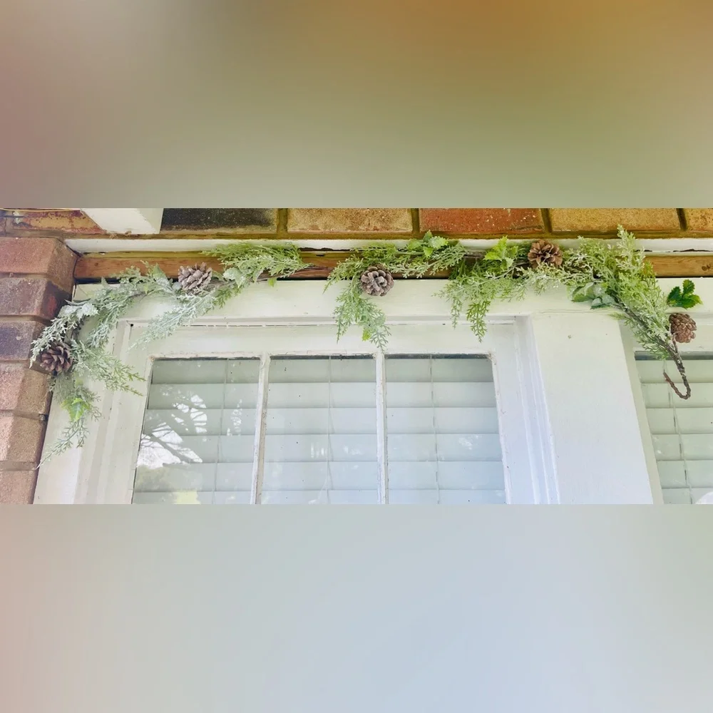 *Frosted Woodland Cedar Garland